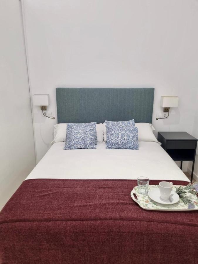 סביליה Apartamentos Rg Hospital Valme מראה חיצוני תמונה