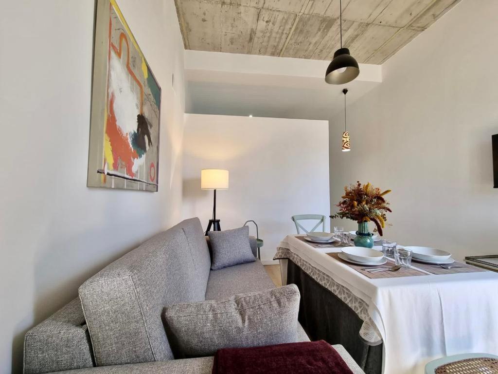 סביליה Apartamentos Rg Hospital Valme מראה חיצוני תמונה