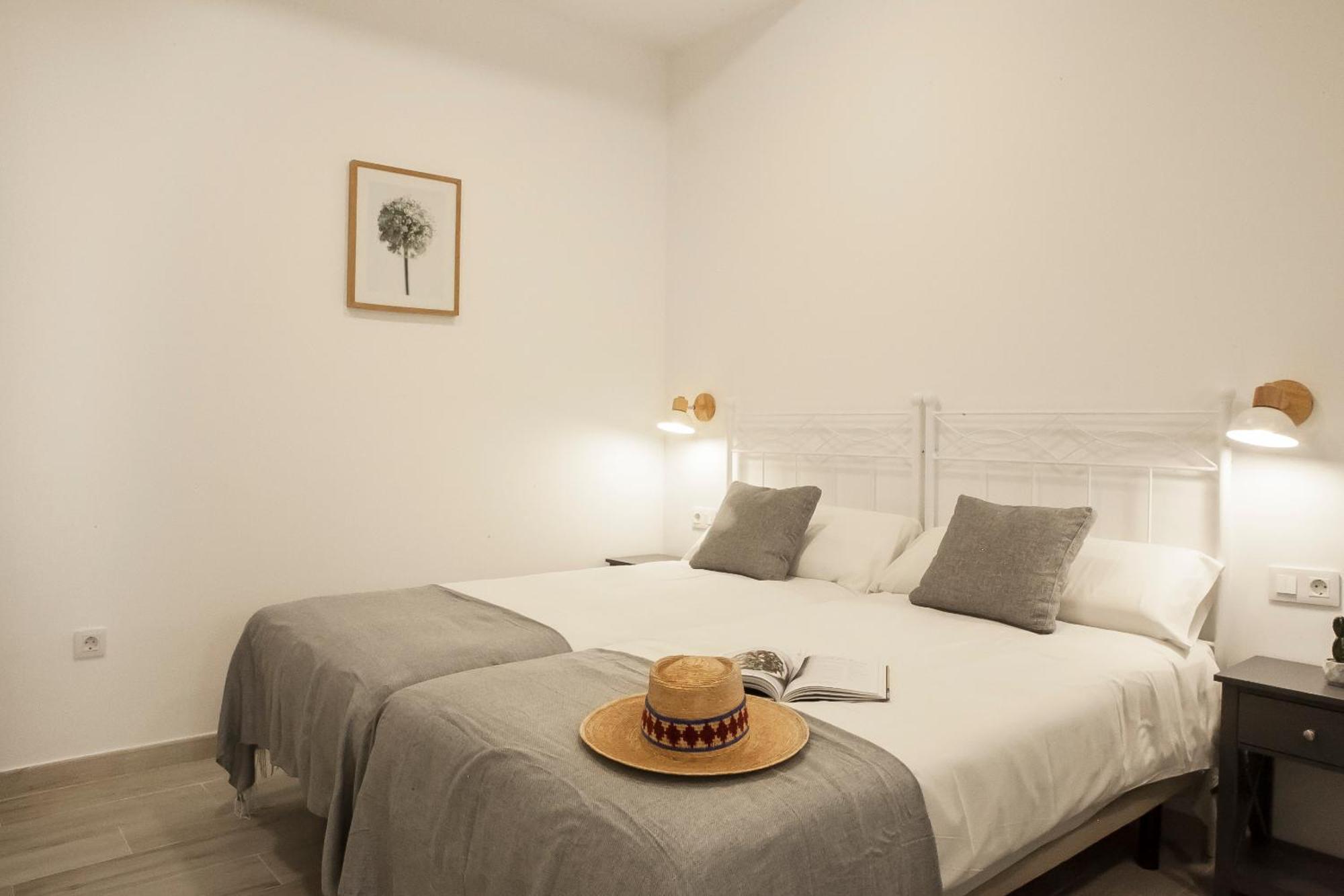 סביליה Apartamentos Rg Hospital Valme מראה חיצוני תמונה
