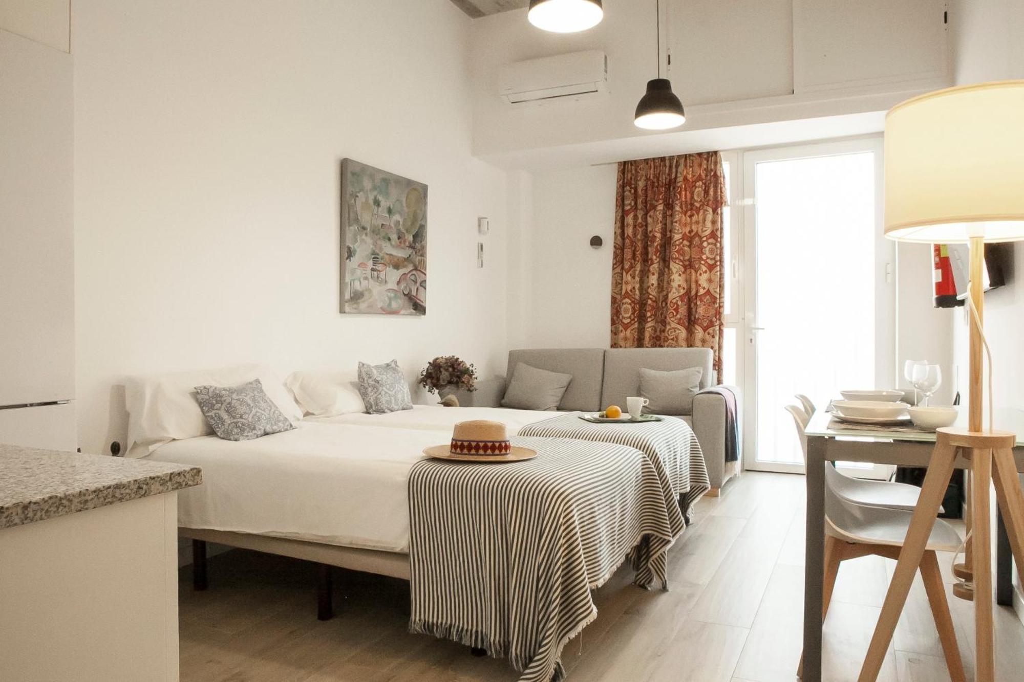 סביליה Apartamentos Rg Hospital Valme מראה חיצוני תמונה